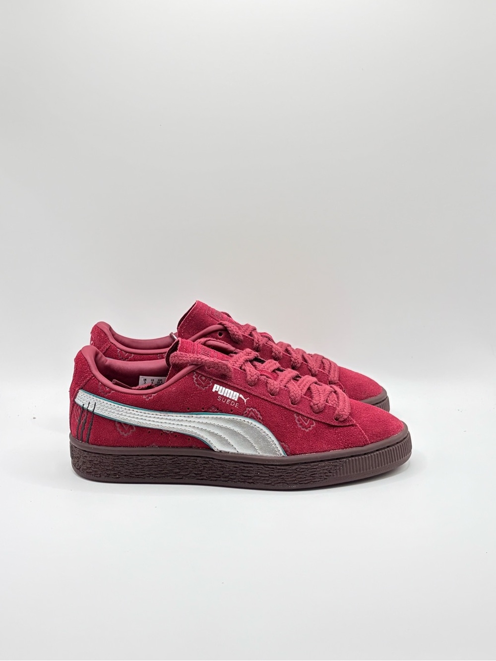 PUMA x ONE PIECE Collab Team Regal Red Suede 2 Low-Top Sneakers 4Y/5.5 Women’s
